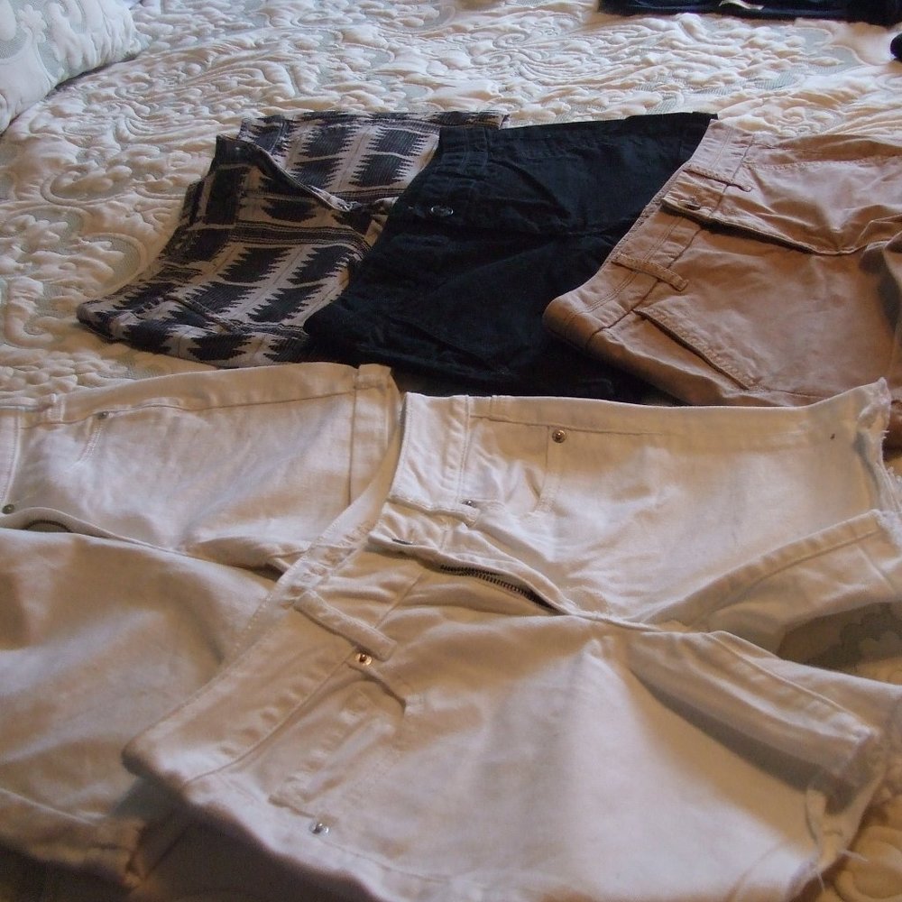 Bundle of short shorts